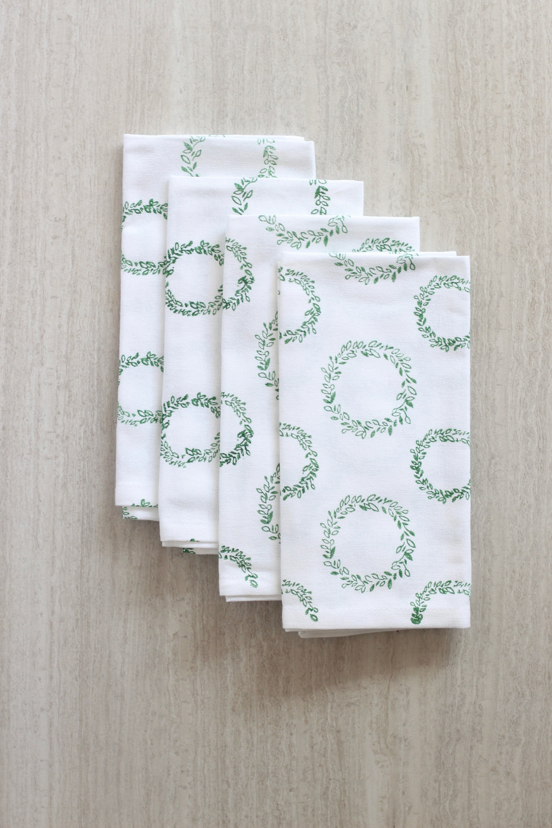 Dinner Napkins (set of 4) -Wreath, Evergreen