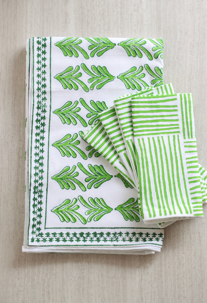 Table Throw - Palmetto, Evergreen & Vine